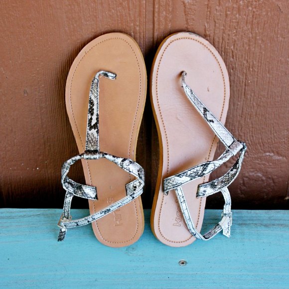 Kirra Python Snake Skin Thong Sandals Sz 7 - Picture 5 of 7
